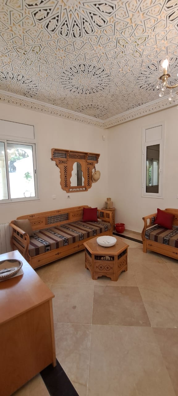 À LOUER | Villa meublée - Bizerte, près de la naturel avec piscine - Réf : PA-0703 - Miniature