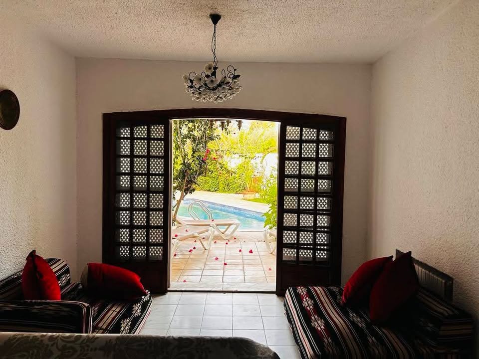 À LOUER – Villa estivale S+4 avec piscine à Hammamet Réf : PA-0799 - Miniature